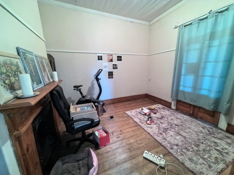 6 Bedroom Property for Sale in Parys Free State